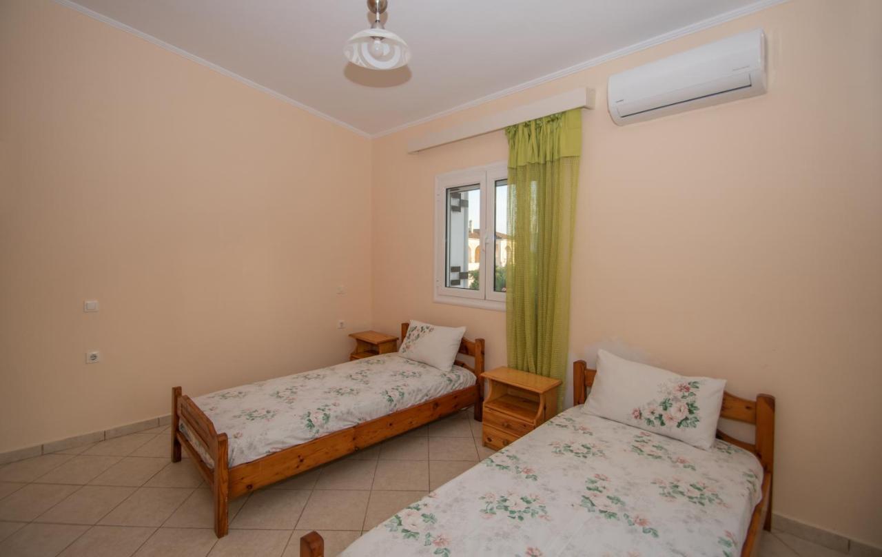 Afrodite'S Oasis Villa By "Elite" Akrotiri  Ngoại thất bức ảnh
